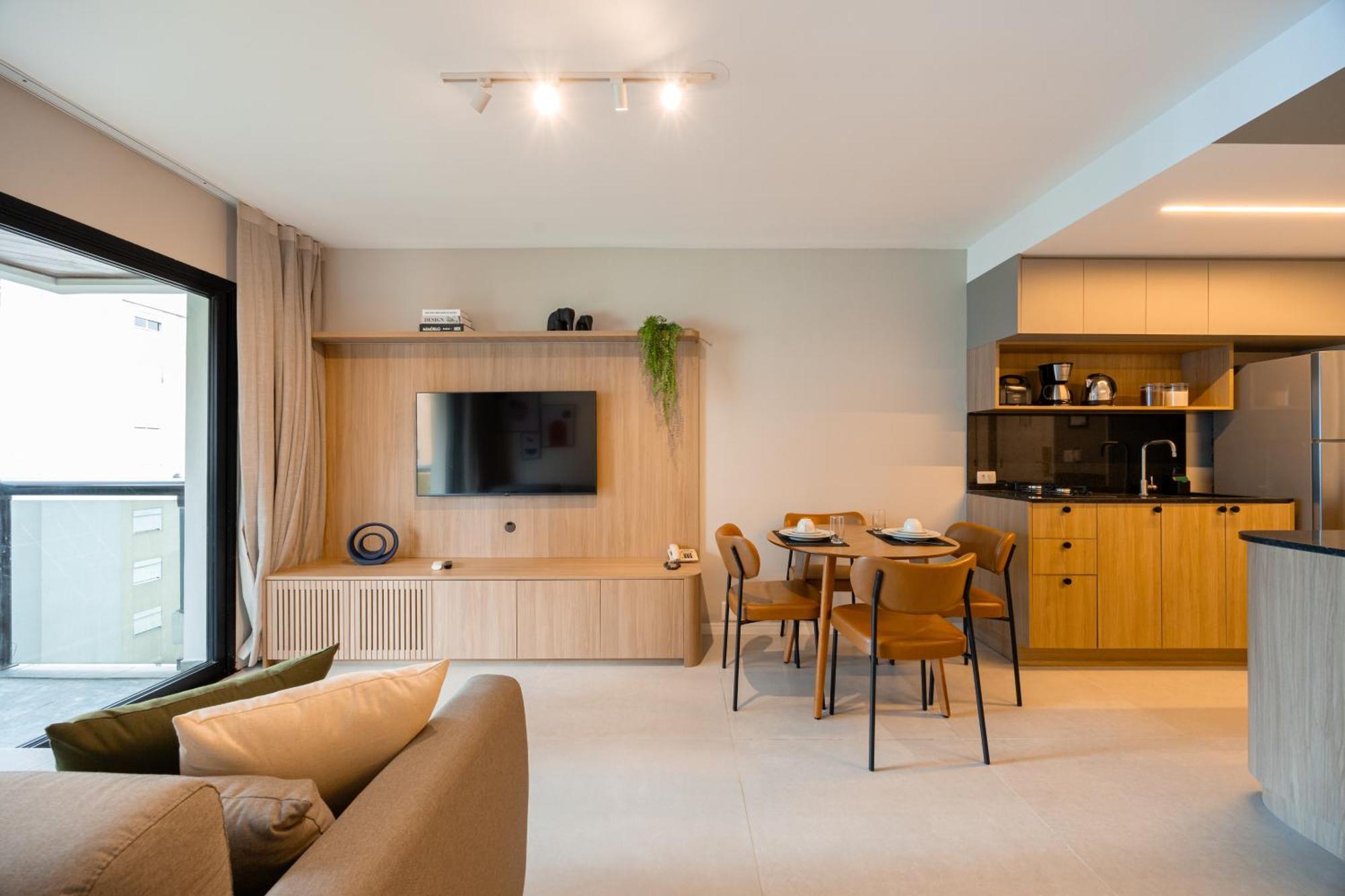 Ldm - The Landmark By Anora Spaces *